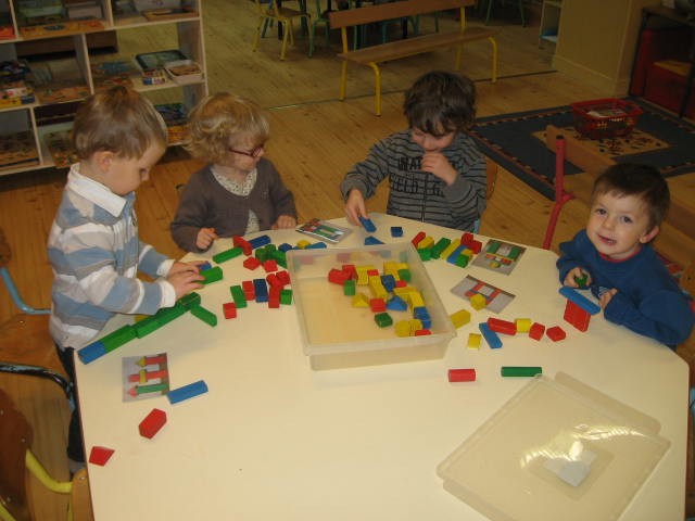 Pierres de construction.JPG