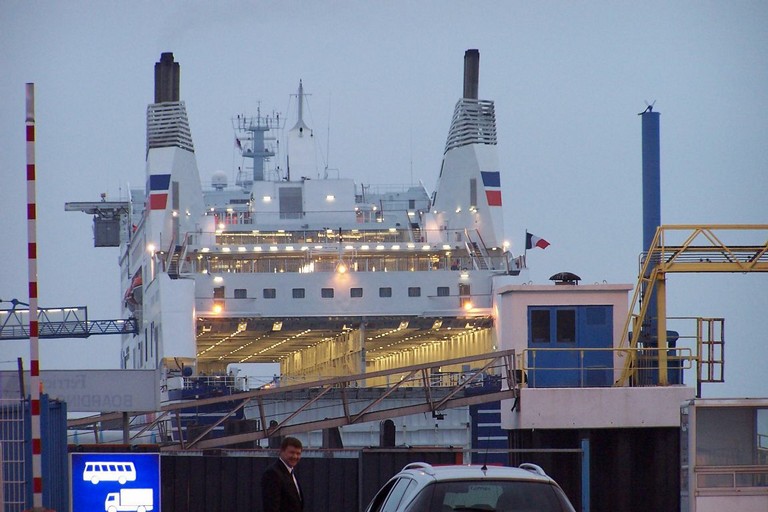 Ouistreham_Embarquement ferry