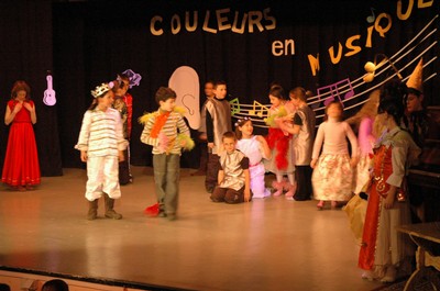 spectacle primaire0210.JPG