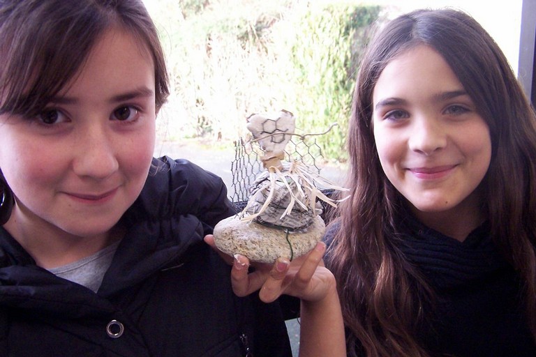 Les "amoureux de rafia" d'après Aliénor et Bérénice