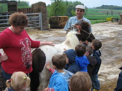 5 mai PS MS Sortie a la Ferme (13).JPG