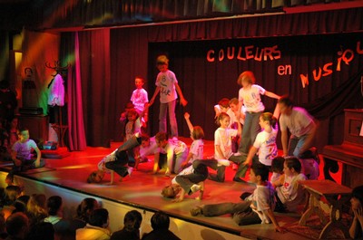 spectacle primaire0032.JPG