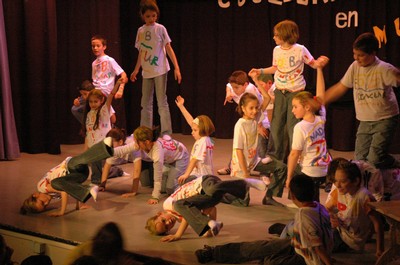 spectacle primaire0033.JPG