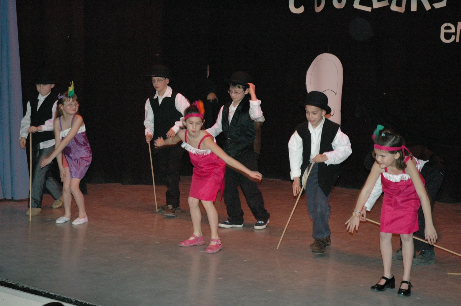 spectacle primaire0043.JPG