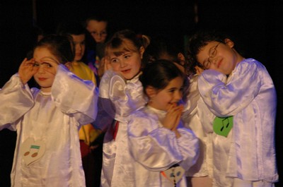 spectacle primaire0055.JPG