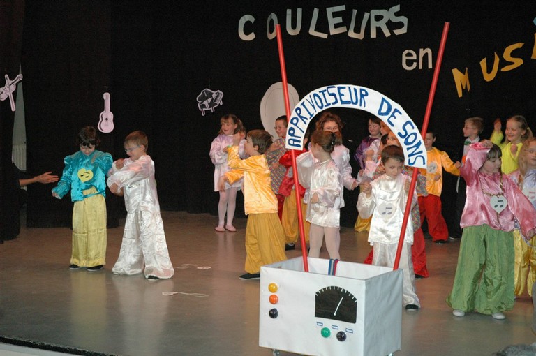 spectacle primaire0060.JPG