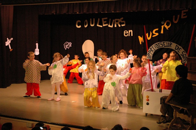 spectacle primaire0062.JPG