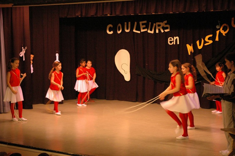spectacle primaire0069.JPG