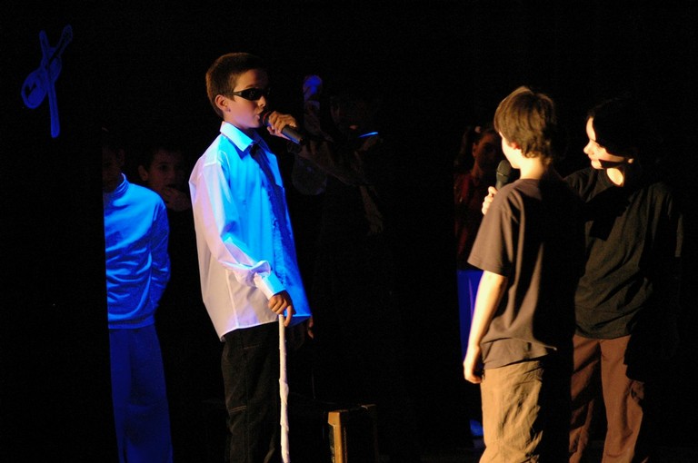 spectacle primaire0077.JPG