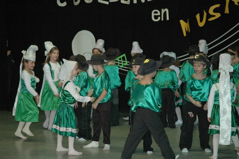 spectacle primaire0099.JPG
