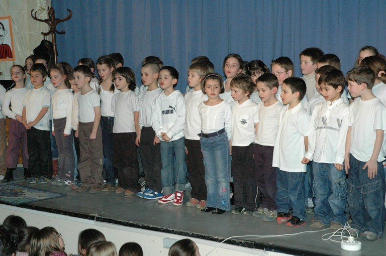 spectacle primaire0138.JPG