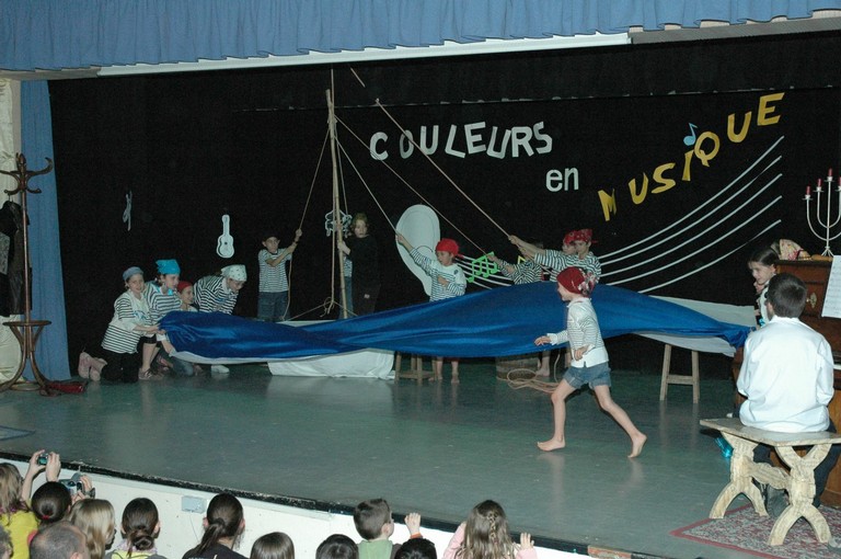spectacle primaire0144.JPG