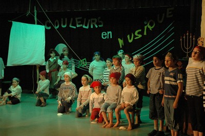 spectacle primaire0147.JPG