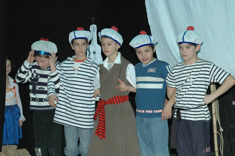 spectacle primaire0160.JPG