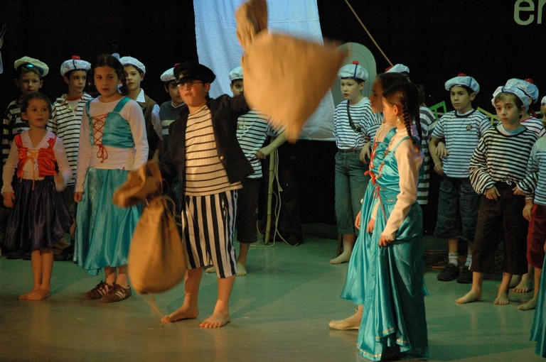 spectacle primaire0165.JPG