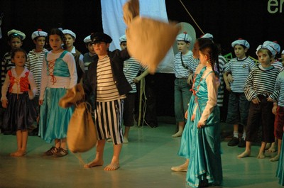 spectacle primaire0165.JPG