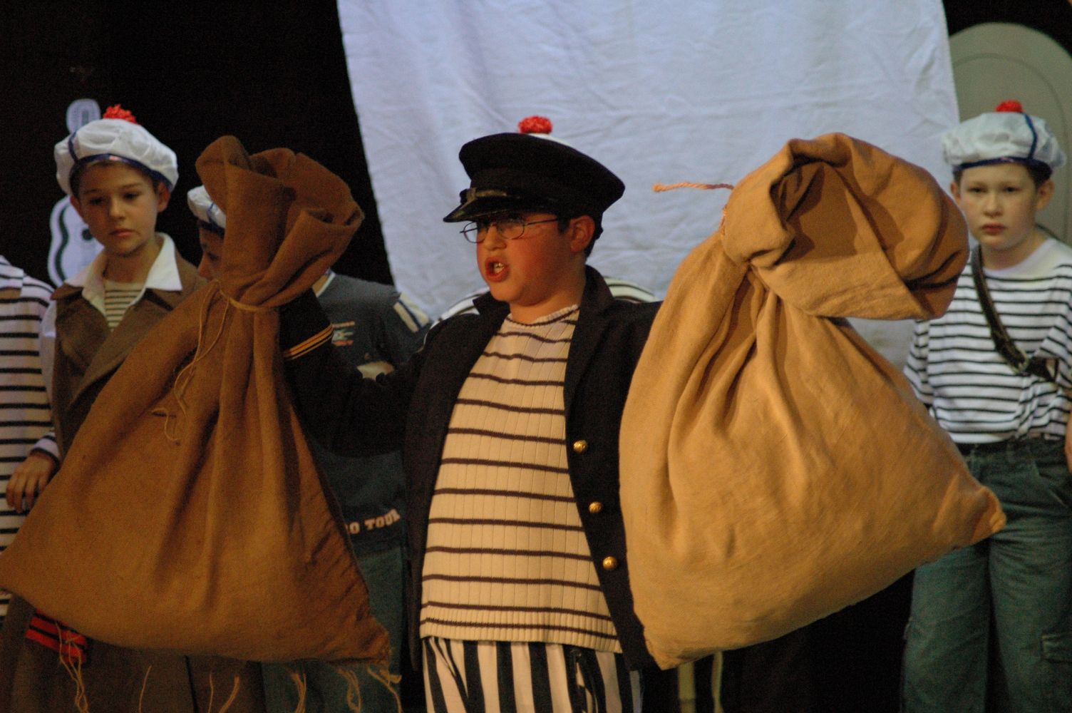 spectacle primaire0166.JPG