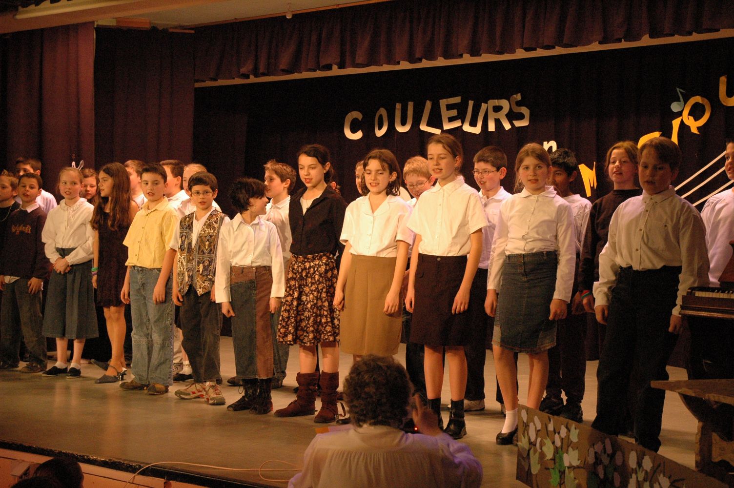 spectacle primaire0187.JPG