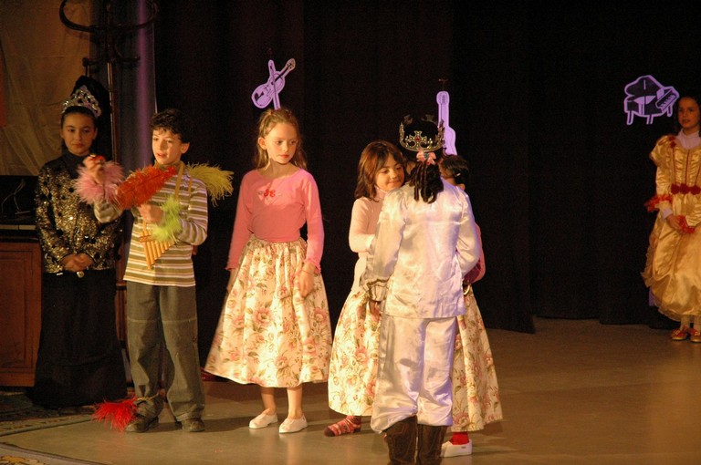 spectacle primaire0206.JPG