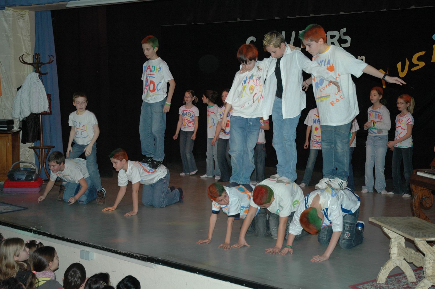 spectacle primaire0261.JPG