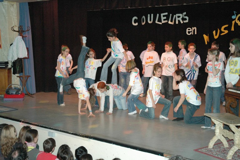 spectacle primaire0277.JPG