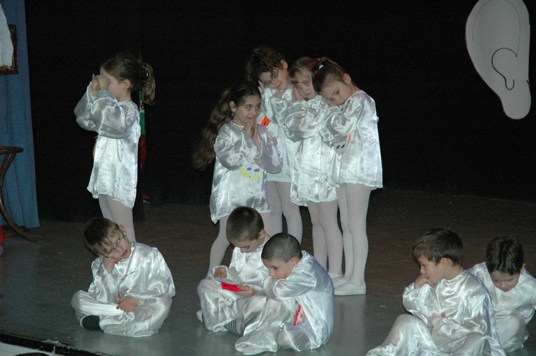 spectacle primaire0303.JPG