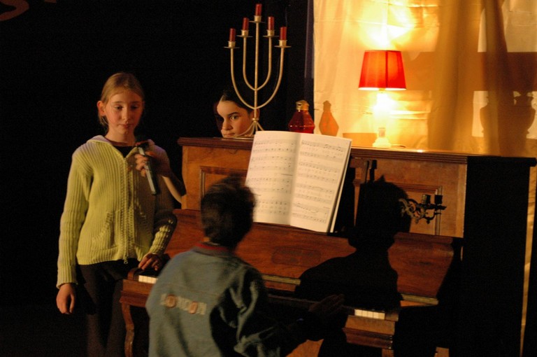 spectacle primaire0317.JPG