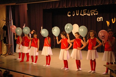 spectacle primaire0320.JPG