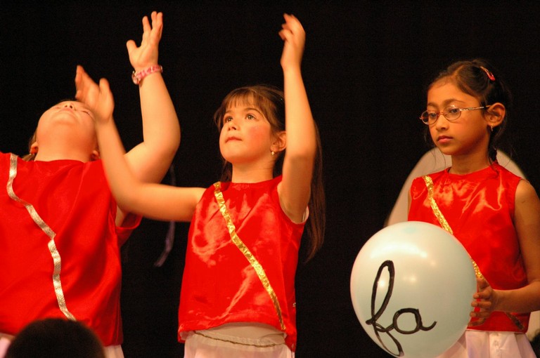 spectacle primaire0330.JPG