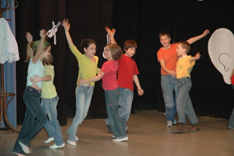 spectacle primaire0351.JPG