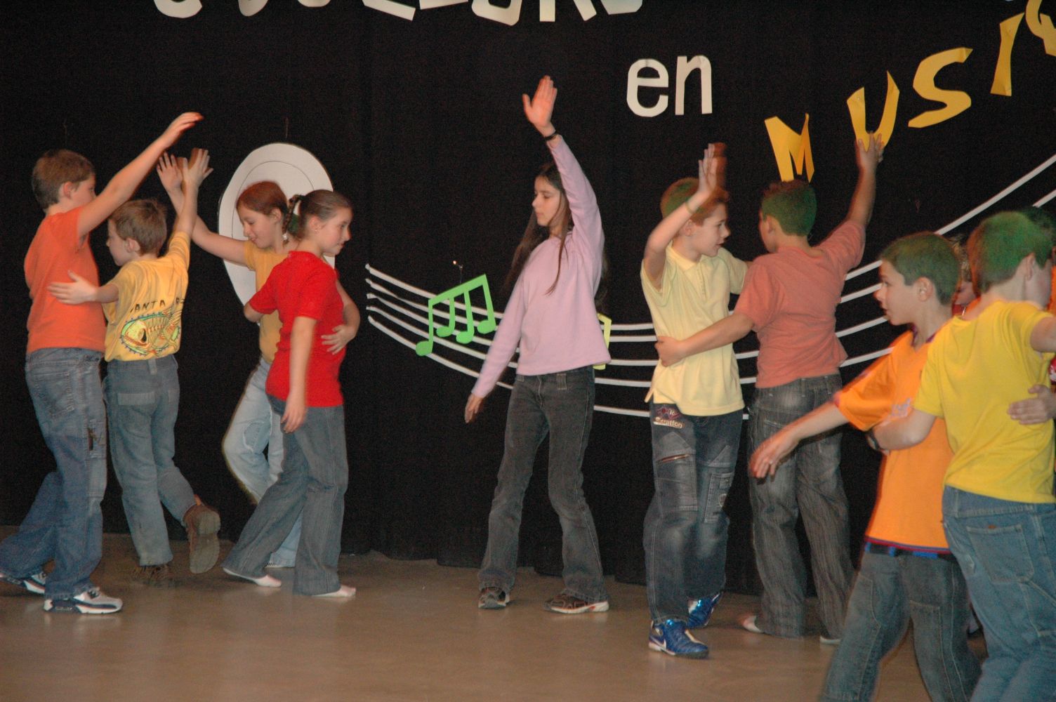 spectacle primaire0352.JPG