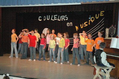 spectacle primaire0361.JPG