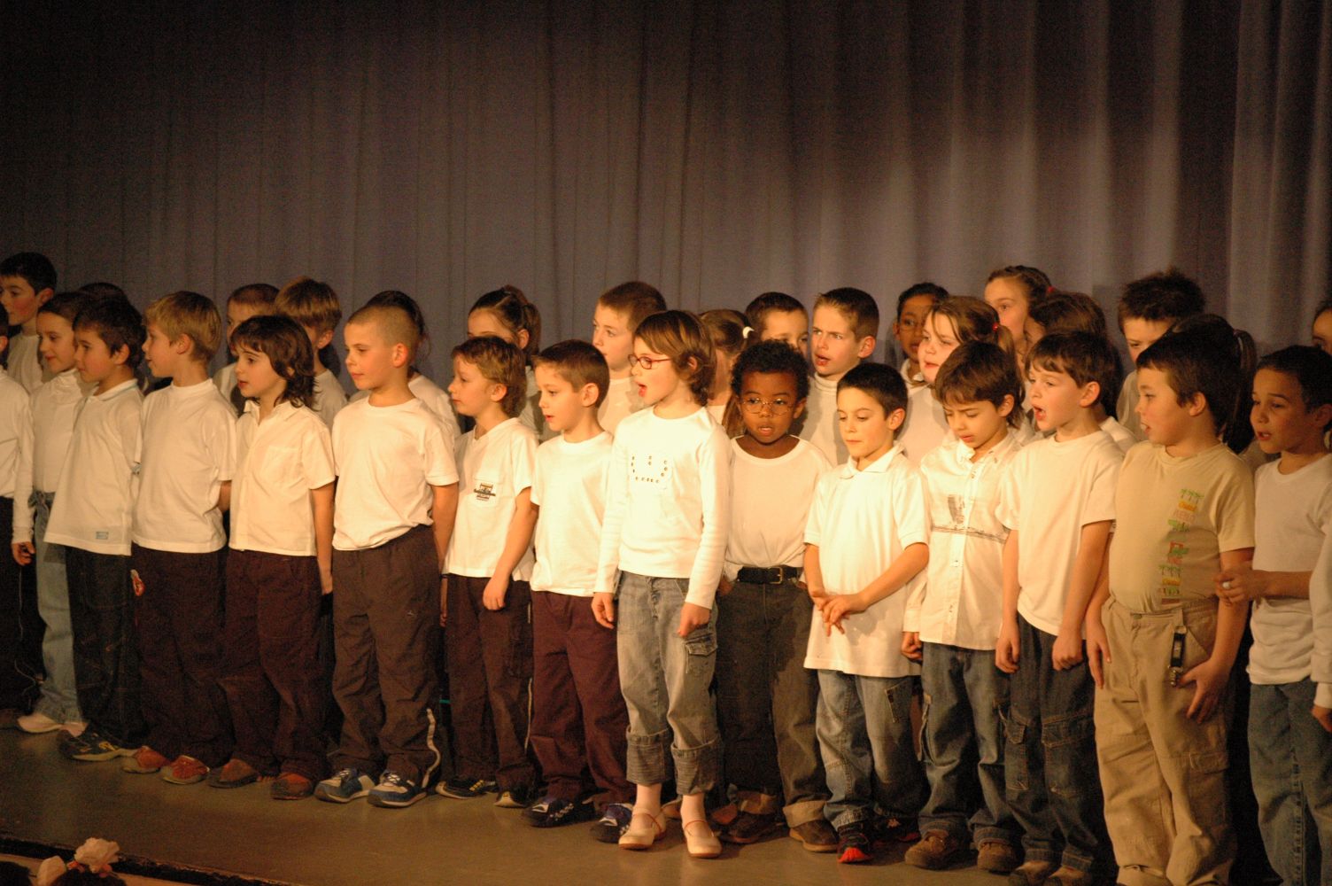 spectacle primaire0379.JPG