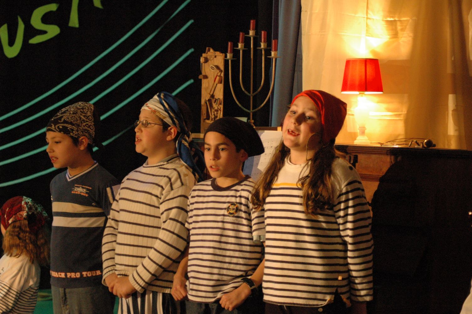 spectacle primaire0387.JPG