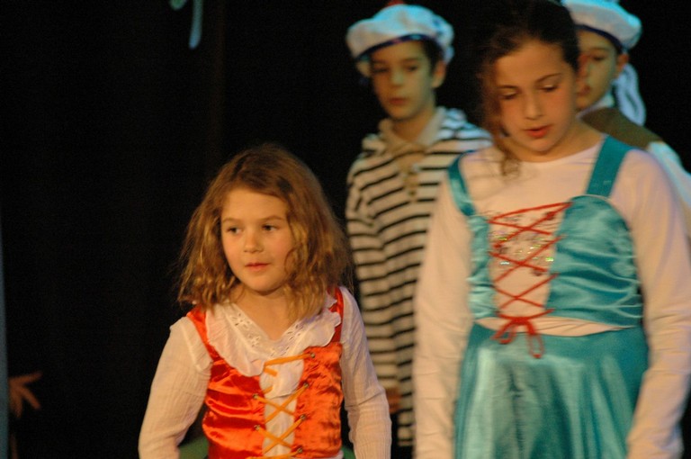 spectacle primaire0401.JPG