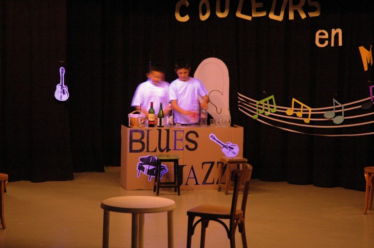 spectacle primaire0412.JPG