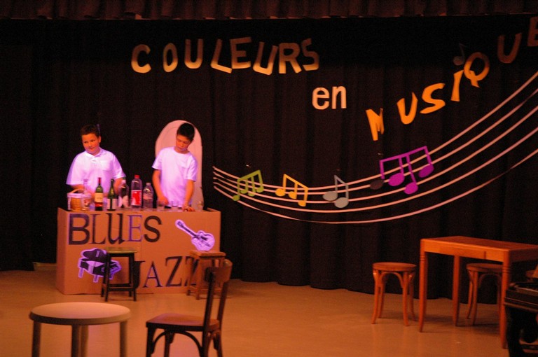 spectacle primaire0413.JPG