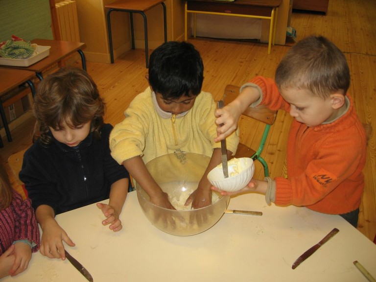 2007.01.09-10 PS-MS Galette des rois (16).JPG