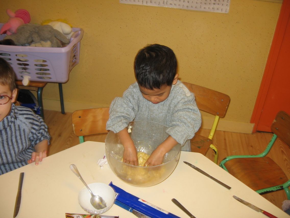 2007.01.09-10 PS-MS Galette des rois (25).JPG