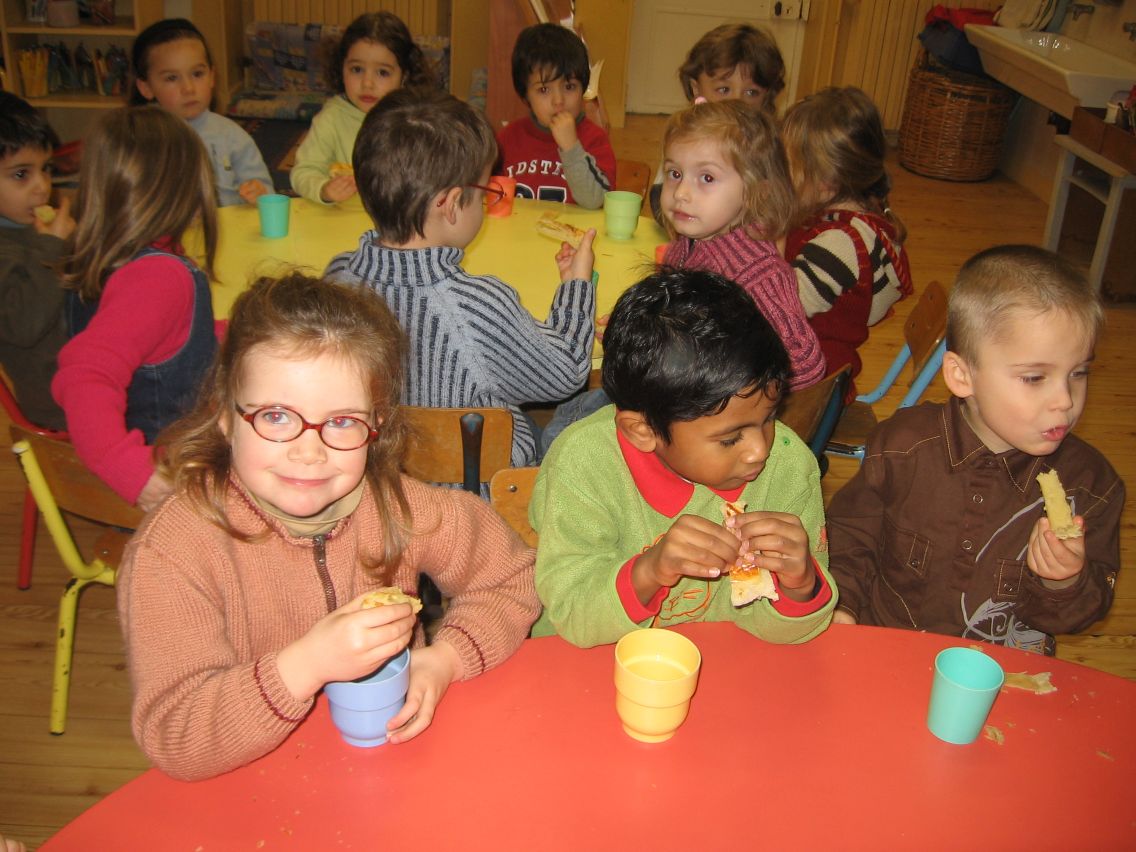 2007.01.09-10 PS-MS Galette des rois (35).JPG