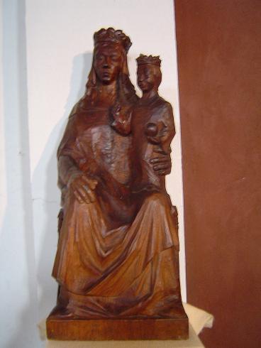 029 statue de la Vierge.JPG