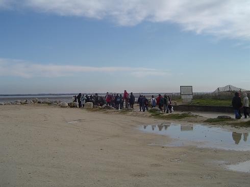 036 les jeunes pelerins.JPG