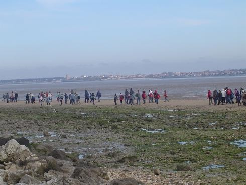 038 mettre ses pas dans les pas de milliers de pelerins.JPG