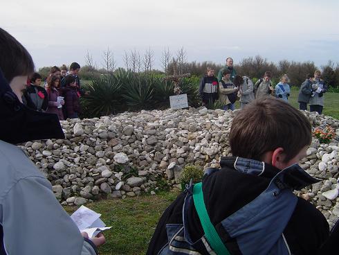 044 autour de la Croix des galets.JPG