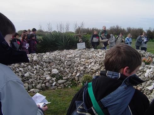 044 autour de la Croix des galets.JPG