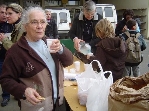 107 se dire au revoir dans la convivialite.JPG