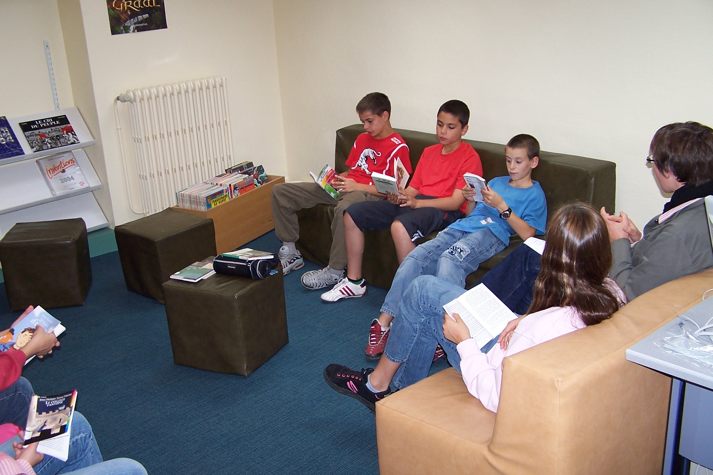 bibliotheque 2.JPG